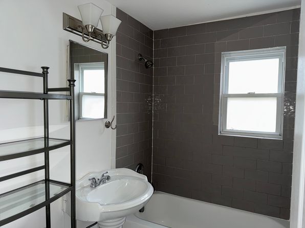 52 Regency Park UNIT 52