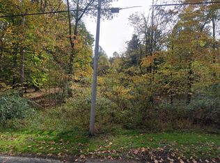 48 Five Points Rd, Barto, PA 19504