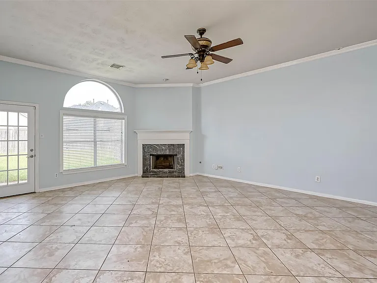 6427 Stone Landing Ln — Photo 10