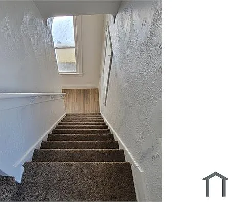 2249 Avondale Ave — Photo 15