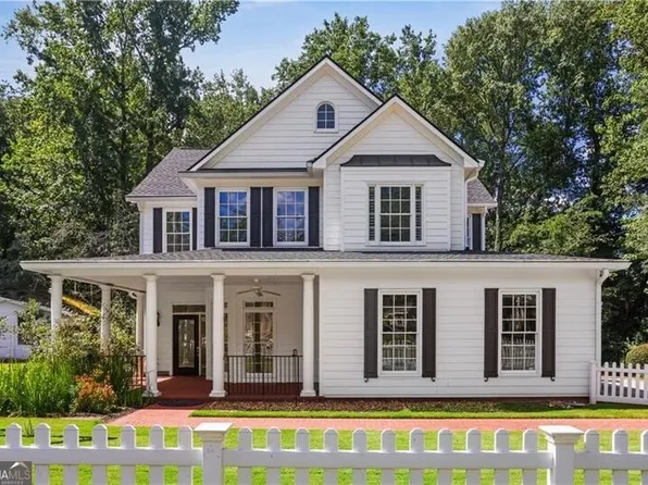 563 Faith St NW, Marietta, GA 30064