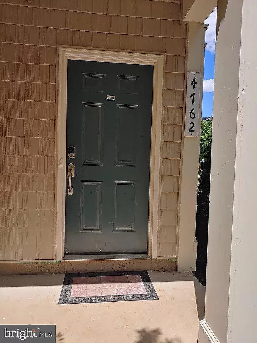 3 bed, 1614 sqft, $2,500 — Photo 1
