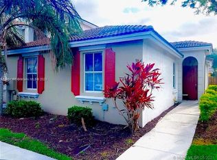 986 NE 42nd Pl, Homestead, FL 33033