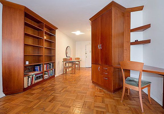 2nd image of 155 E 38th St APT 10F