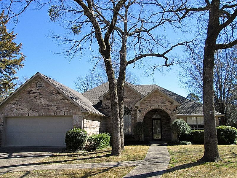 1st image of 3307 Storey Lake Dr