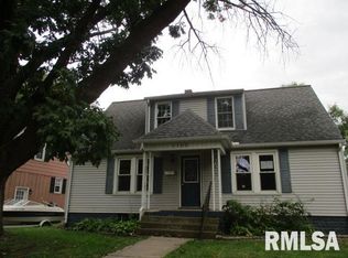1108 S 9th St, Pekin, IL
