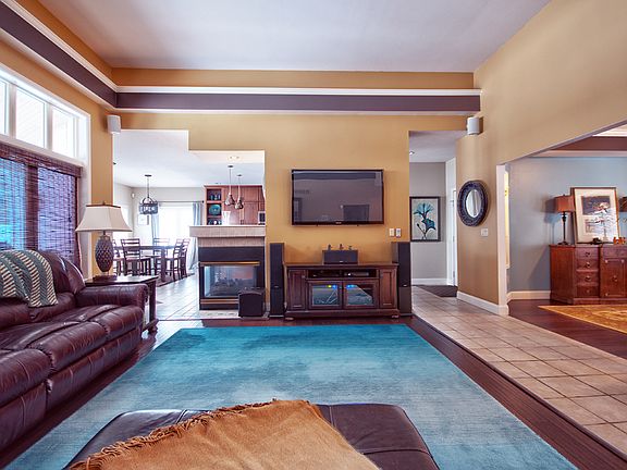 2nd image of 23041 Cottage Grove Ct
