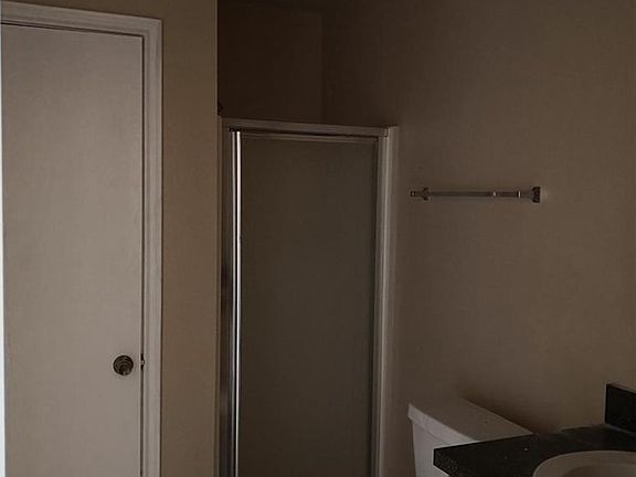4th image of 9821 Sycamore Dr
