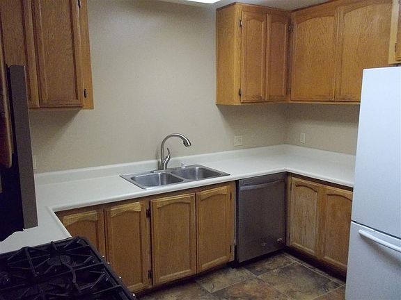 4th image of 2042 Crawford St