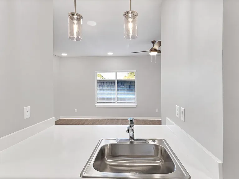 Sanford Flats — Photo 13
