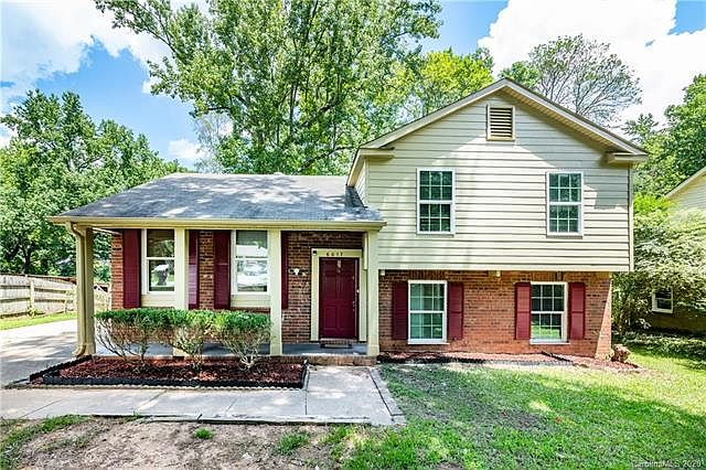 1st image of 6017 Plaza Ln