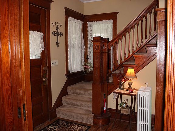 open wrap up stairs