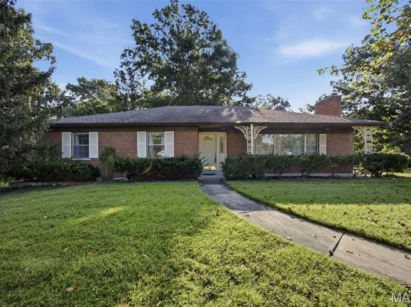 1400 Christine Ave, Saint Louis, MO 63131