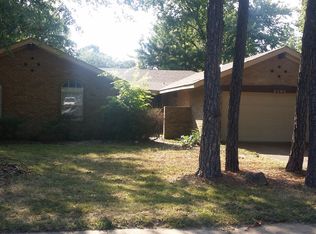 2393 Ridgeway Rd, Memphis, TN 38119