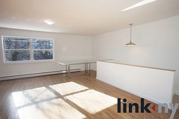 Rented by Link NY Realty | media 5