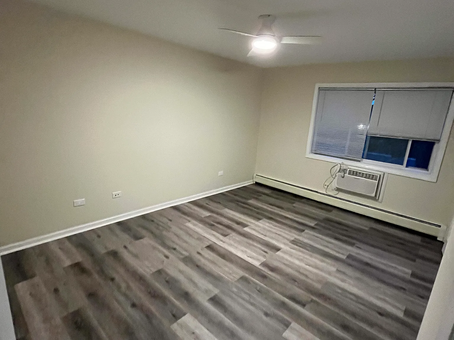2 bed, 1.5 bath, 1075 sqft, $1,850 — Photo 3