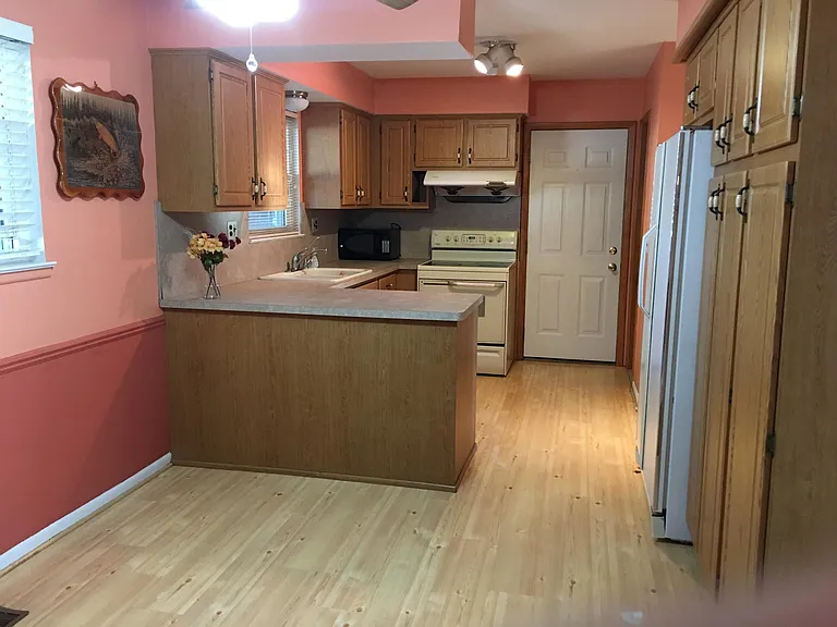 3175 Talbot Dr — Photo 24