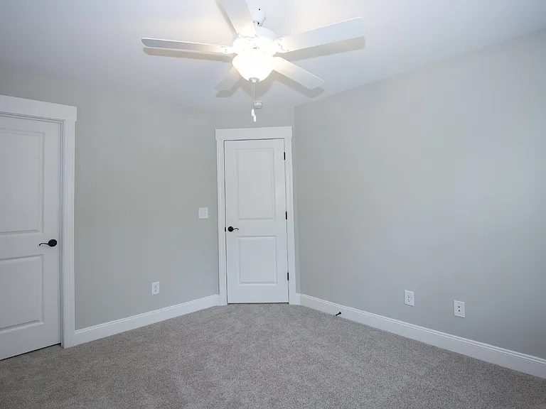 1021 Juniper Lake Rd — Photo 33