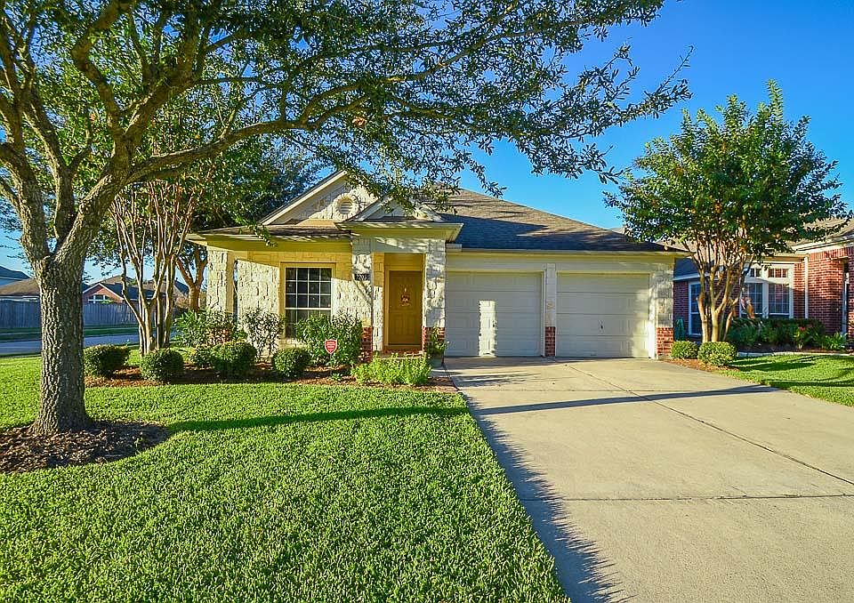 1st image of 2203 Wildbrook Canyon Ln