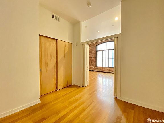 4th image of 16 Jessie St APT 308