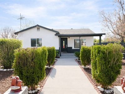 18407 Hawthorne Ave, Fontana, CA, 92316