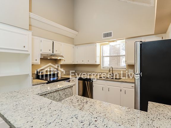 4th image of 12314 La Albada St