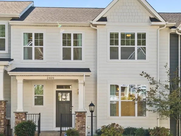 2409 Winthrop Dr, Charlottesville, VA 22911