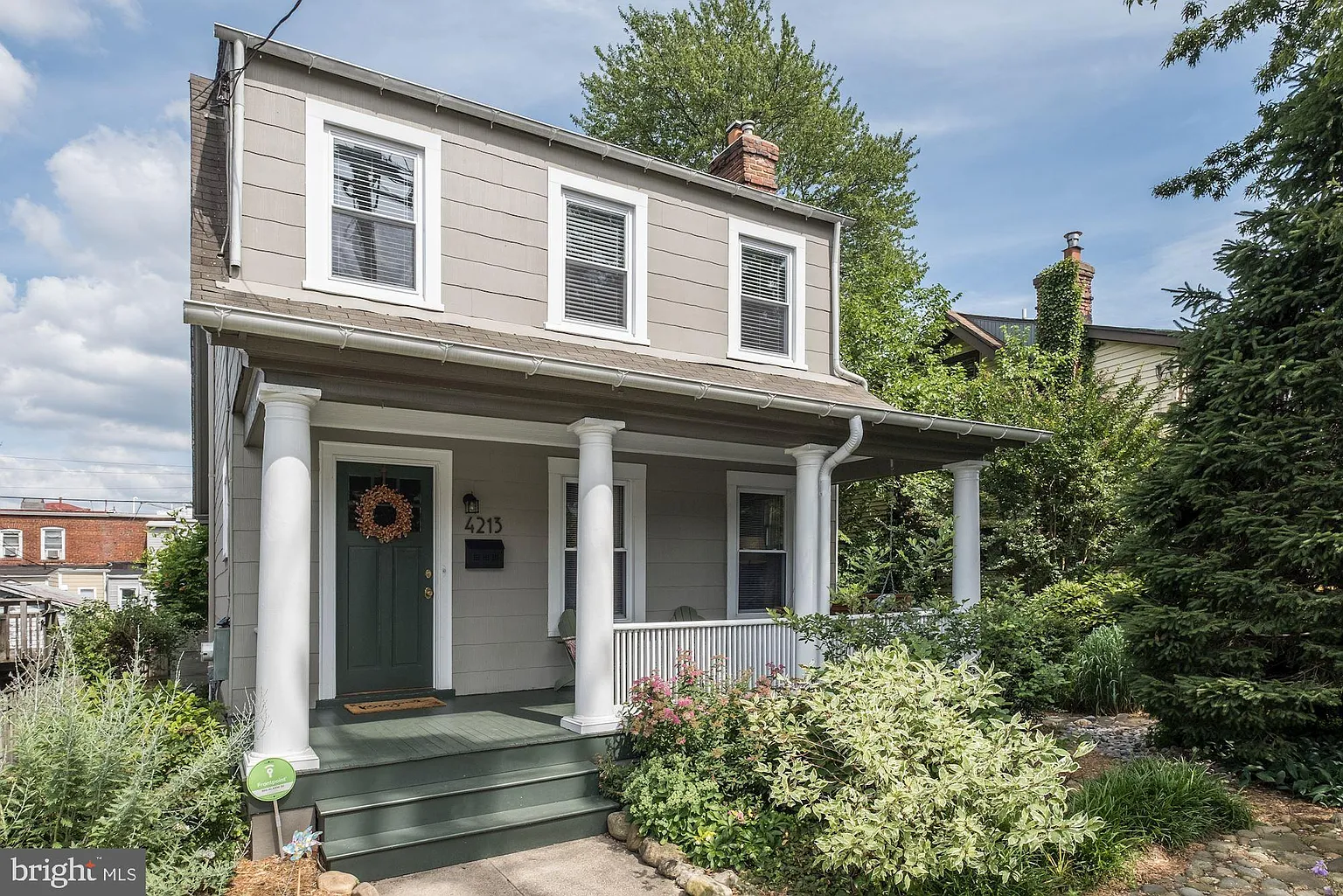 4213 12th St NE photo 1