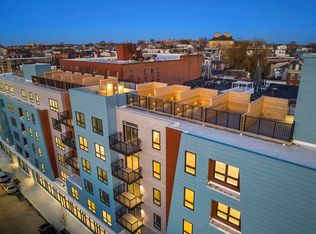 301 Border St #PENTHOUSE 602, Boston, MA 02128