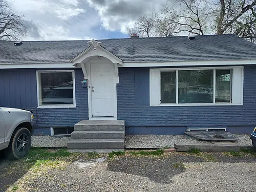 469 Van Buren St #A Photo 1