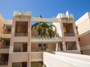 38 Blvd De La Media, Carolina, PR 00987