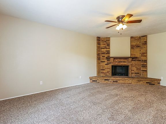 3rd image of 3805 Bee Tree Ln
