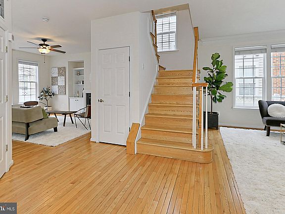 5th image of 6986 Forepond Ct