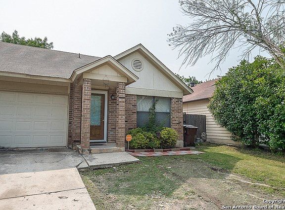 3rd image of 10255 Canton Fld