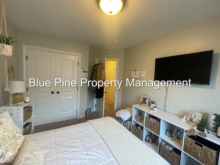 565 Pioneer Rd #106 — Photo 17