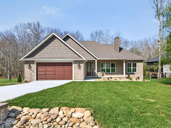 16 Ridgeland Ter, Crossville, TN 38558