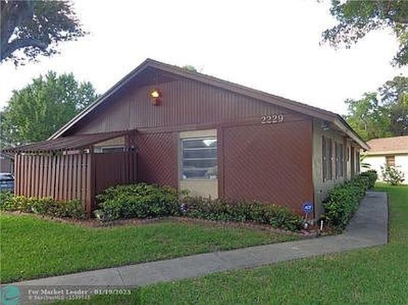 2229 Nova Village Dr