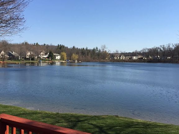 4th image of 9051 Brower Lake Dr NE