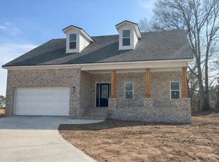 466 County Road 18, Headland, AL 36345