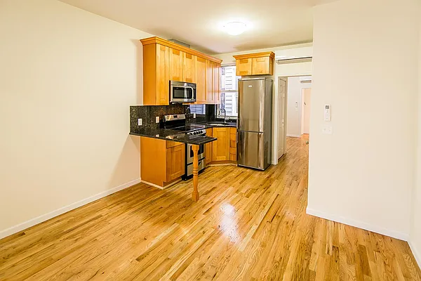 Rented by Nooklyn NYC LLC | media 71