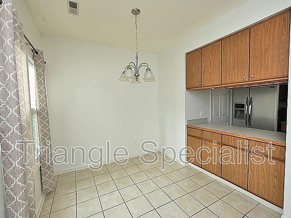 3rd image of 6020 Winterpointe Ln APT 101