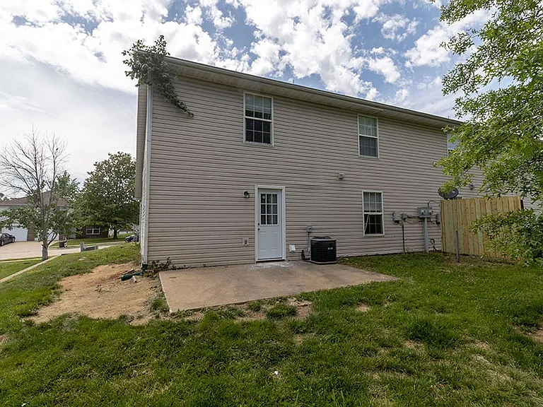 1412 N Frideriki Dr — Photo 22