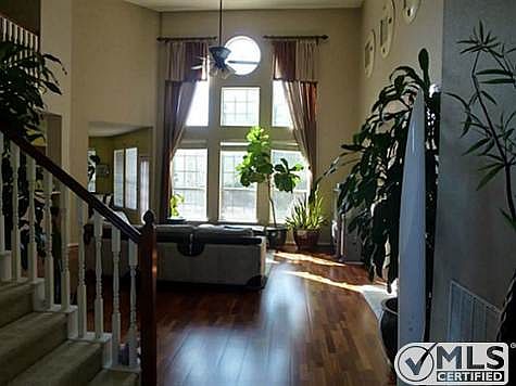 2nd image of 325 Lyndsie Dr