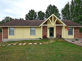 26015 Louisa Dr, Excelsior Springs, MO 64024