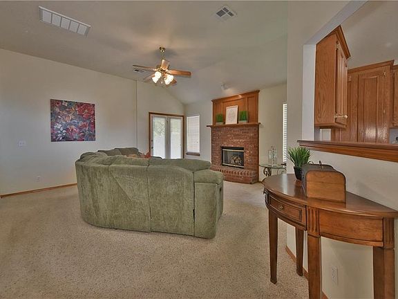 4th image of 12621 Meadows Dr