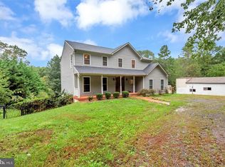 14036 Ash Ln, Sumerduck, VA 22742