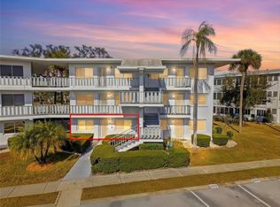 11201 80th Ave APT 102, Seminole, FL 33772