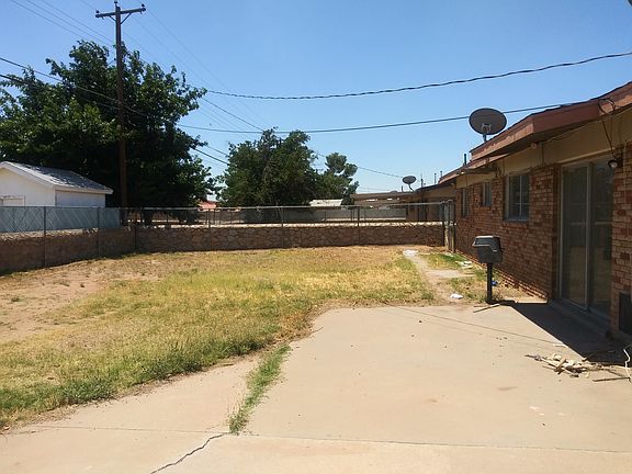 2nd image of 10052 Newcastle Dr