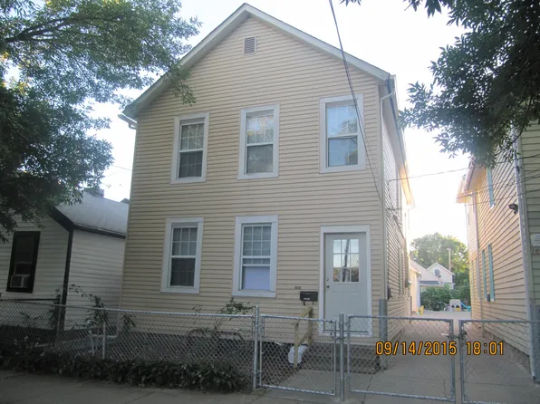 1608 E 34th St, Cleveland, OH 44114