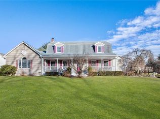16 Sylvanus Ct, Blauvelt, NY 10913